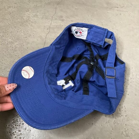 Los Angeles Dodgers Fan Favorite Clean Up Hat - Picture 5 of 7